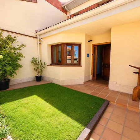 Holiday home Casa Villaflamenca