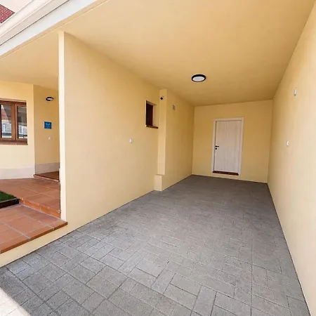 Holiday home Casa Villaflamenca
